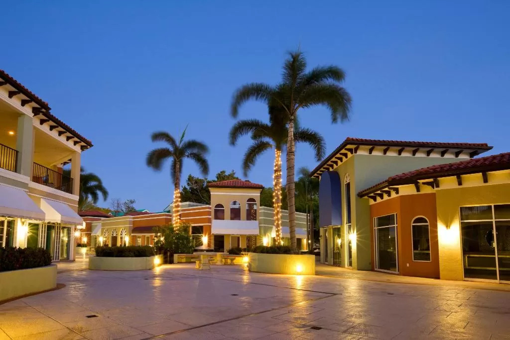 The Florida Hotel & Conference Center In The Florida Mall Orlando Exterior photo